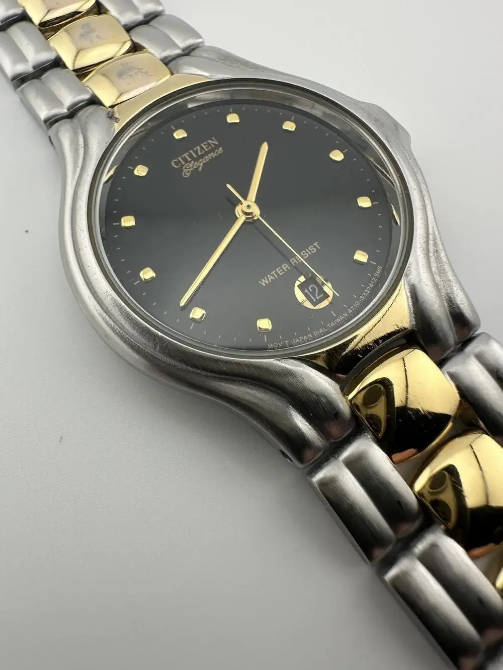 Vintage Citizen Elegance Quartz Watch Dark Grey Dial Date Unisex 35mm
